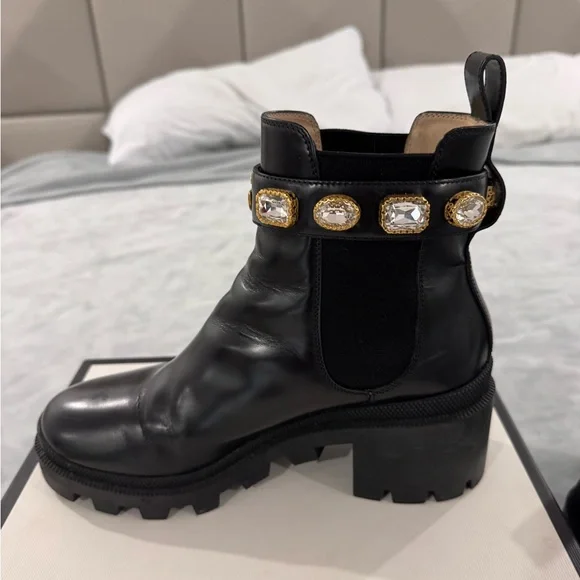 Gucci Black Leather Ankle Boots - Picture 5 of 11